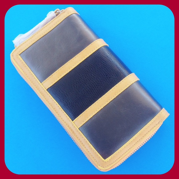 Hananel Handbags - Yellow Zip Wallet